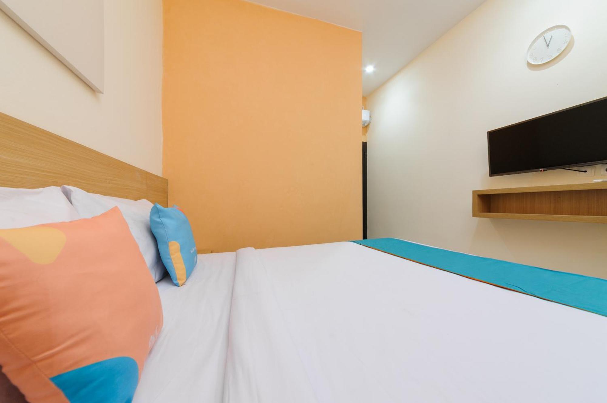 Hotel Sans Cibanteng Dramaga Bogor