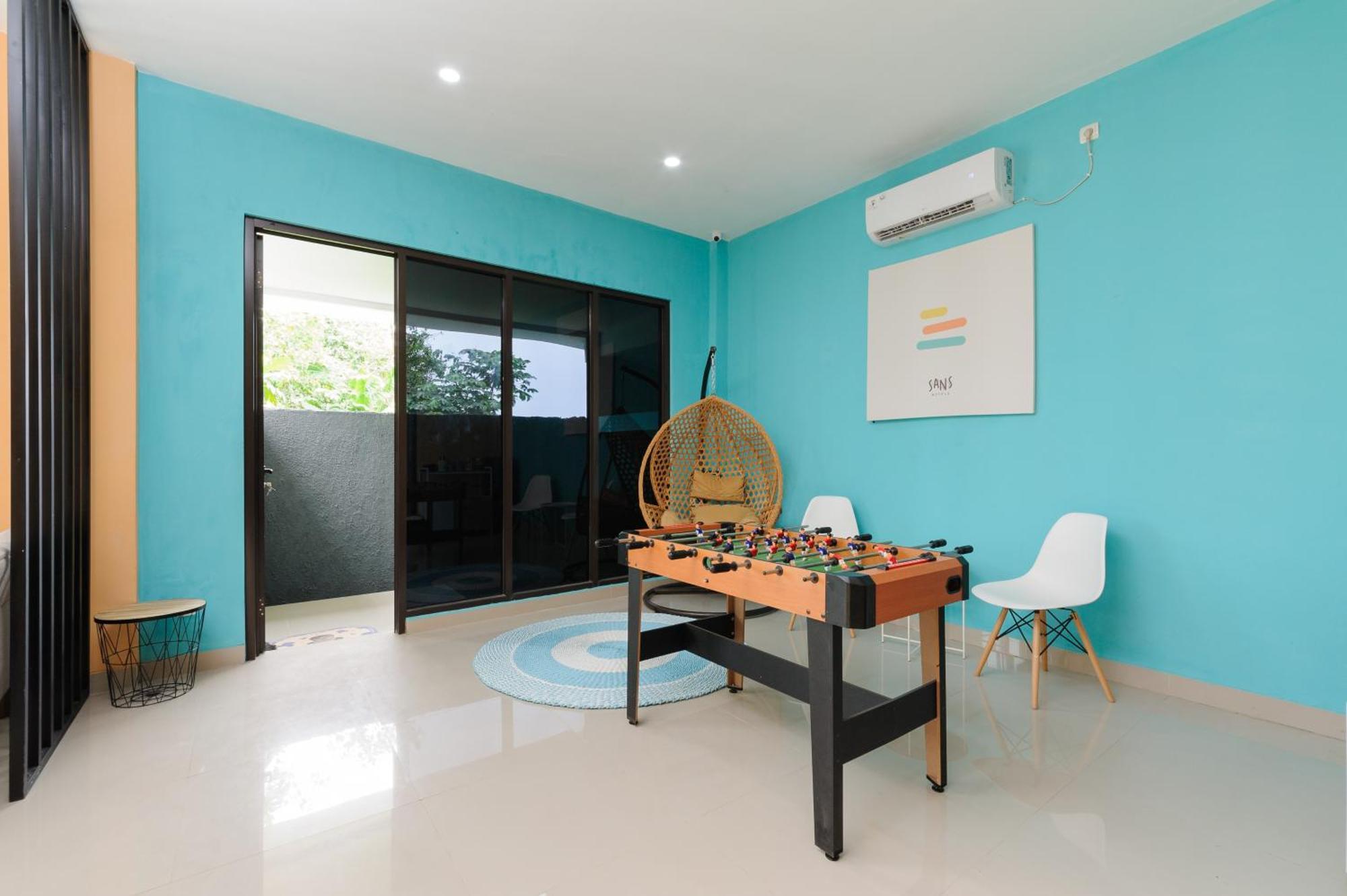 Hotel Sans Cibanteng Dramaga
